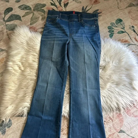 SPANX Wear Everywhere Pull On Flare Pant - Picture 3 of 5